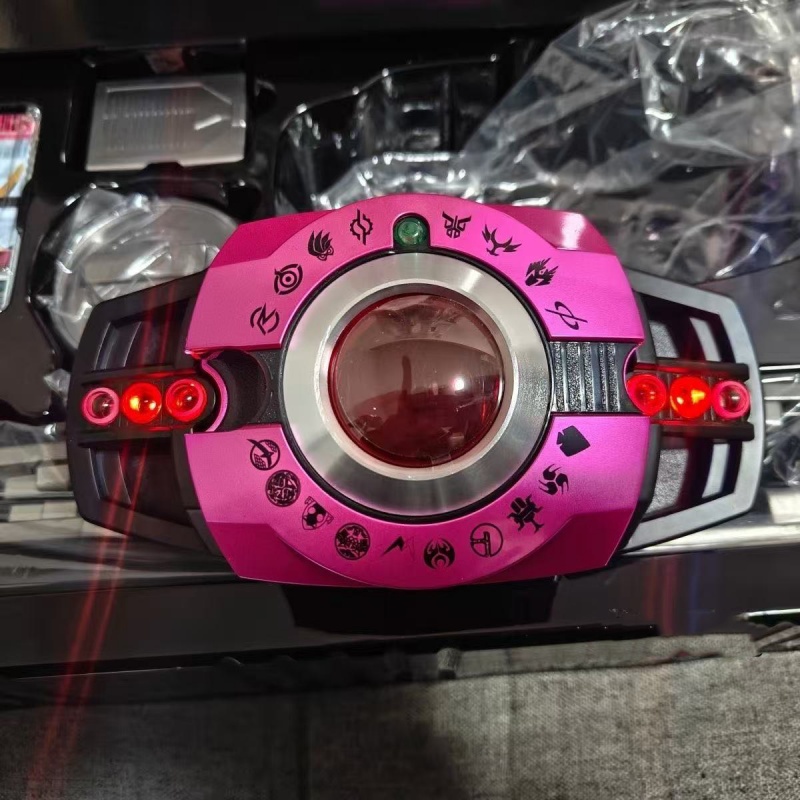 Anime Cosplay Kamen Rider - متوفر: حزام السائق الوردي بشاشة لمس